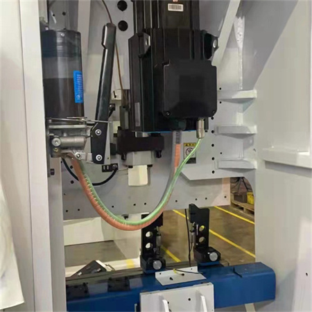 CNC automatický malý stroj na ohýbanie strmeňov / ohýbačka strmeňov z oceľového drôtu