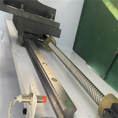 Hydraulický elektrický CNC 3D ohýbačka rúrok