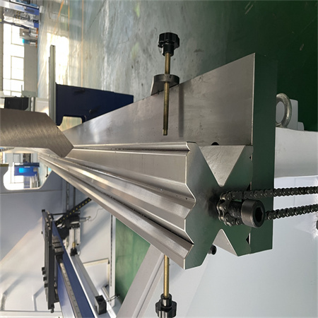 Hydraulický valčekový stroj na valcovanie plechu CNC s ovládaním kužeľa