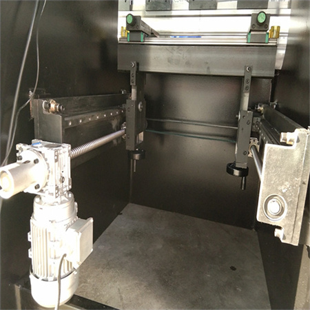 Značka T&L Vysoko kvalitný CNC hydraulický 300 tonový ohraňovací lis 4 metre