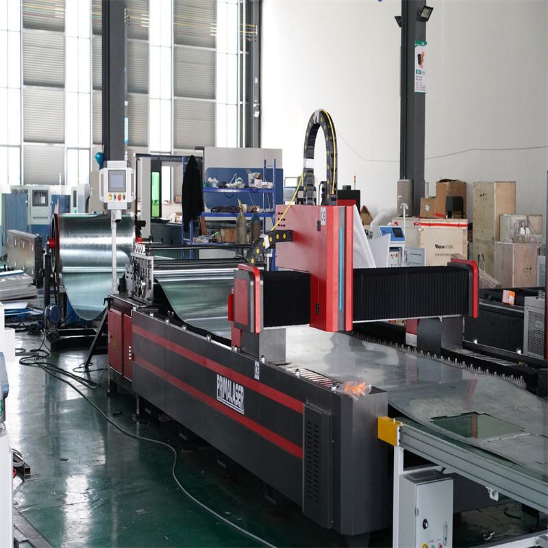 CNC vláknový laserový rezací stroj 1000w 2000w na rezanie hliníkových kovových oceľových rúrok