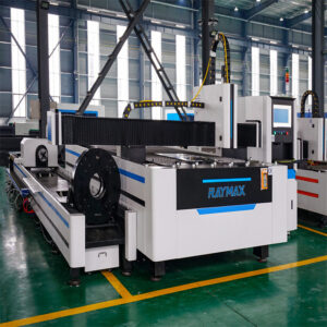 Vysokovýkonný 3015 2000W laserový rezací stroj na plech CNC vláknom