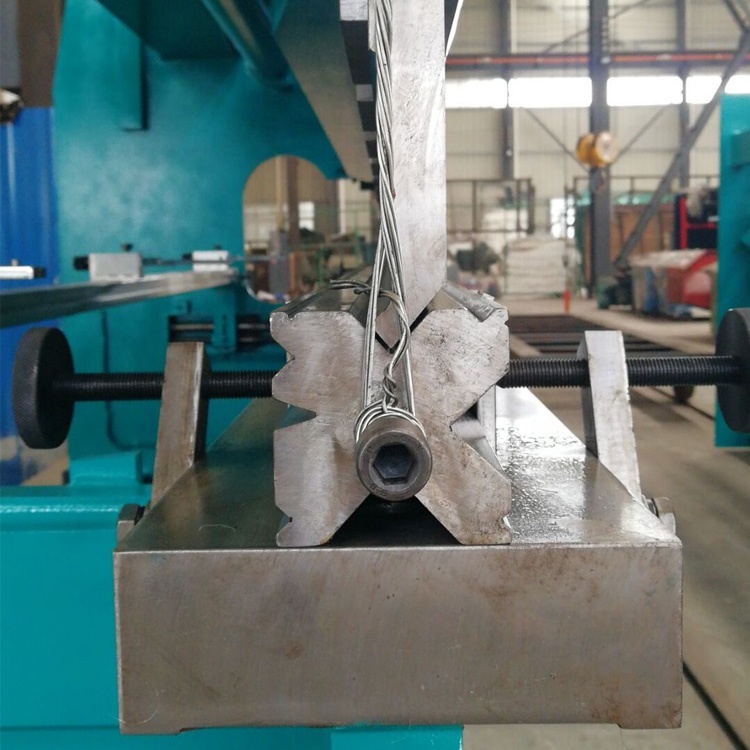 Hydraulický ohraňovací lis 3 metre 160 ton vysokokvalitný CNC ohýbačka Wc67y